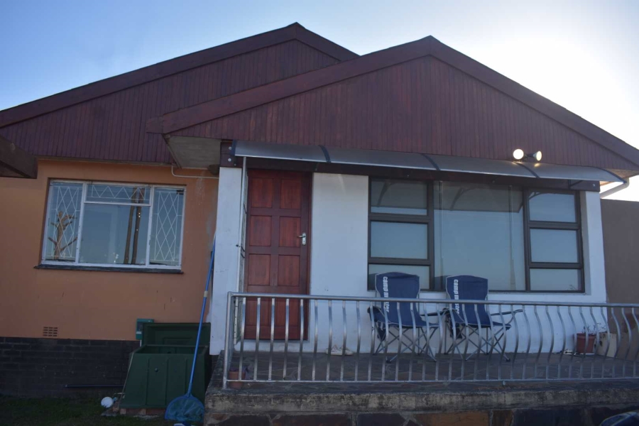 3 Bedroom Property for Sale in Summerpride Eastern Cape